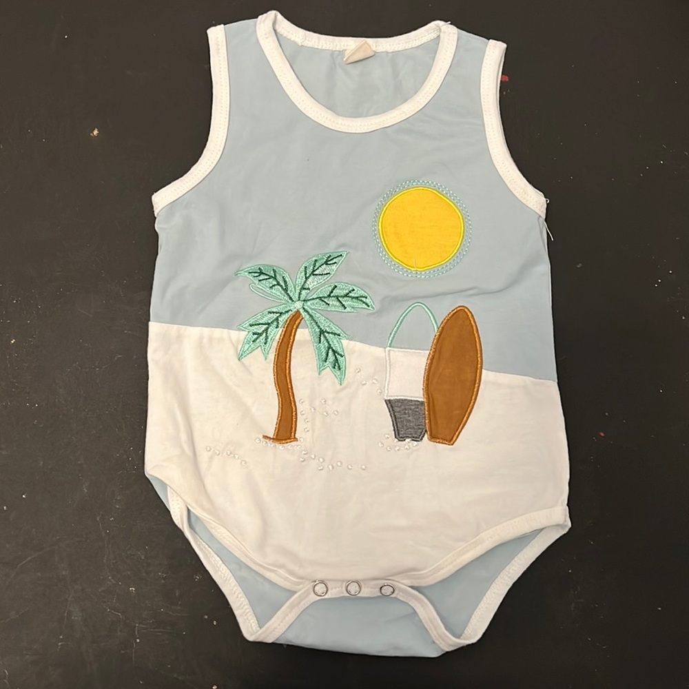 Quilted sunny beach and surfboard tank bodysuit